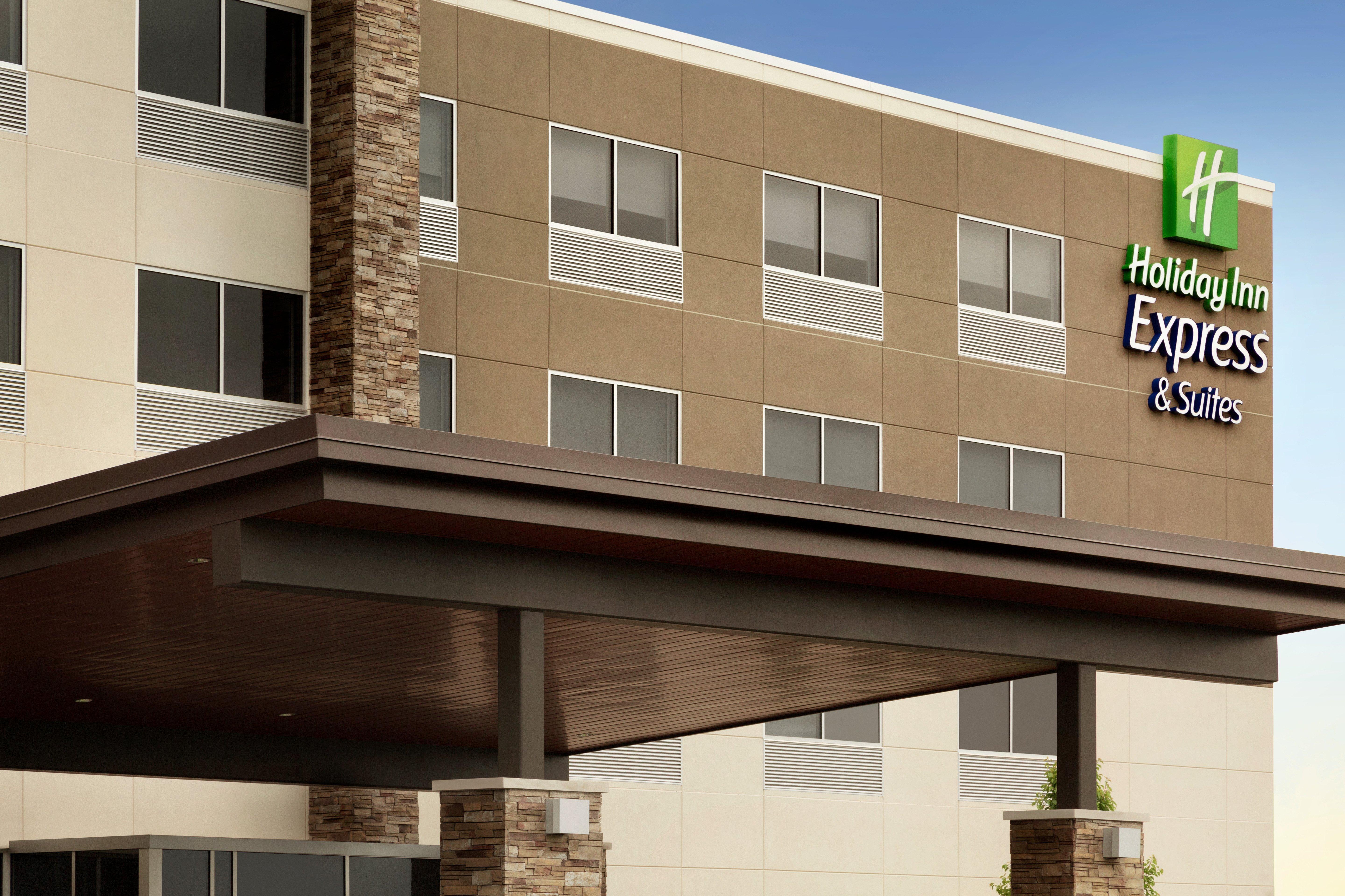 Holiday Inn Express & Suites - Savannah W - Chatham Parkway By Ihg Exterior foto