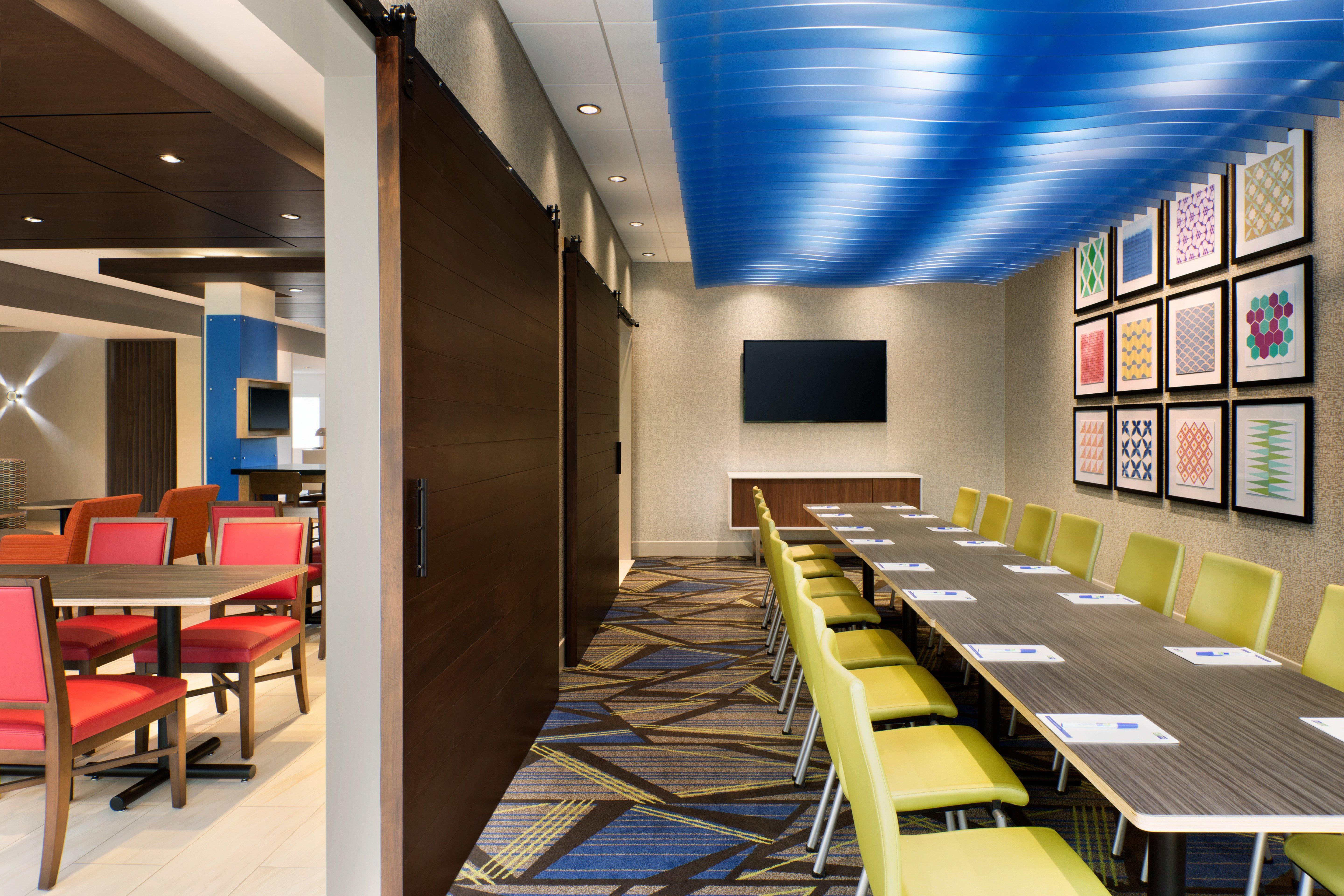 Holiday Inn Express & Suites - Savannah W - Chatham Parkway By Ihg Exterior foto